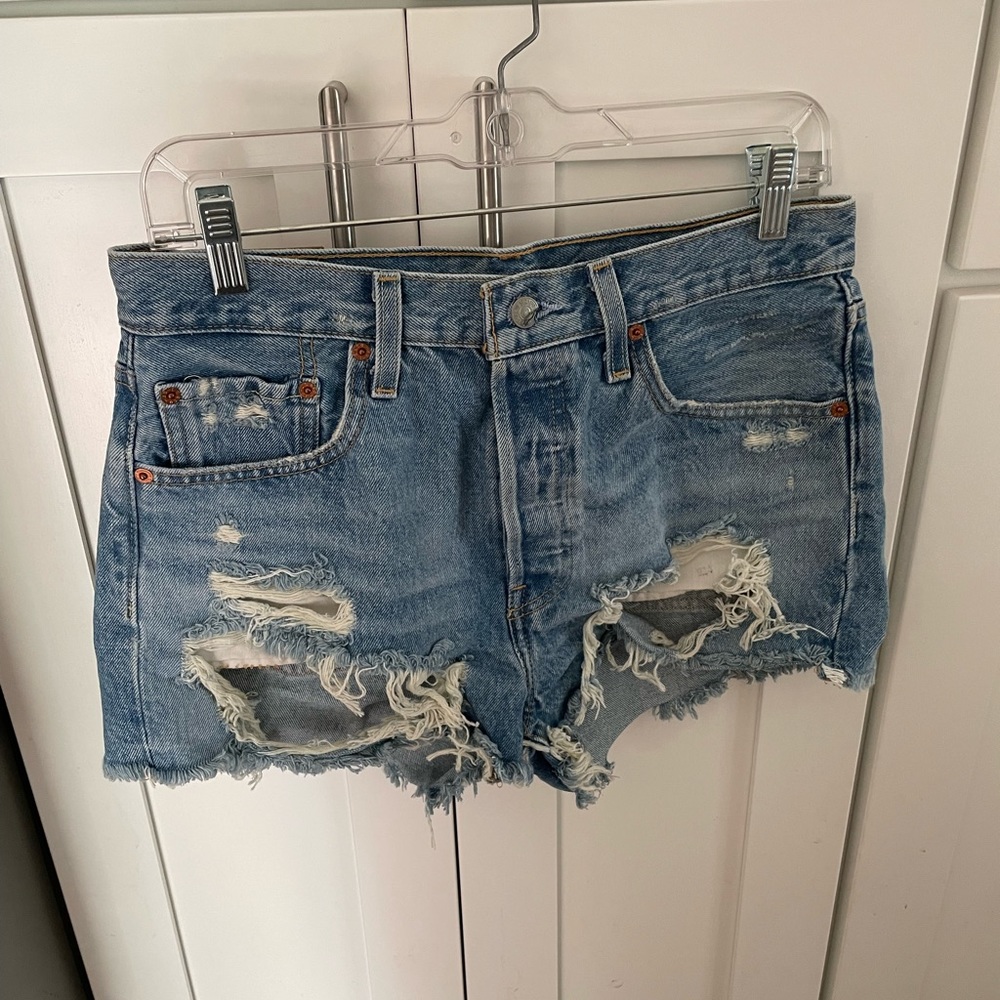 Levis Original 501 high rise jean shorts